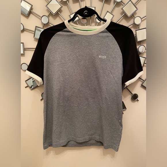 Hugo Boss T shirt Men’s Small ptp 20” - Picture 3 of 10